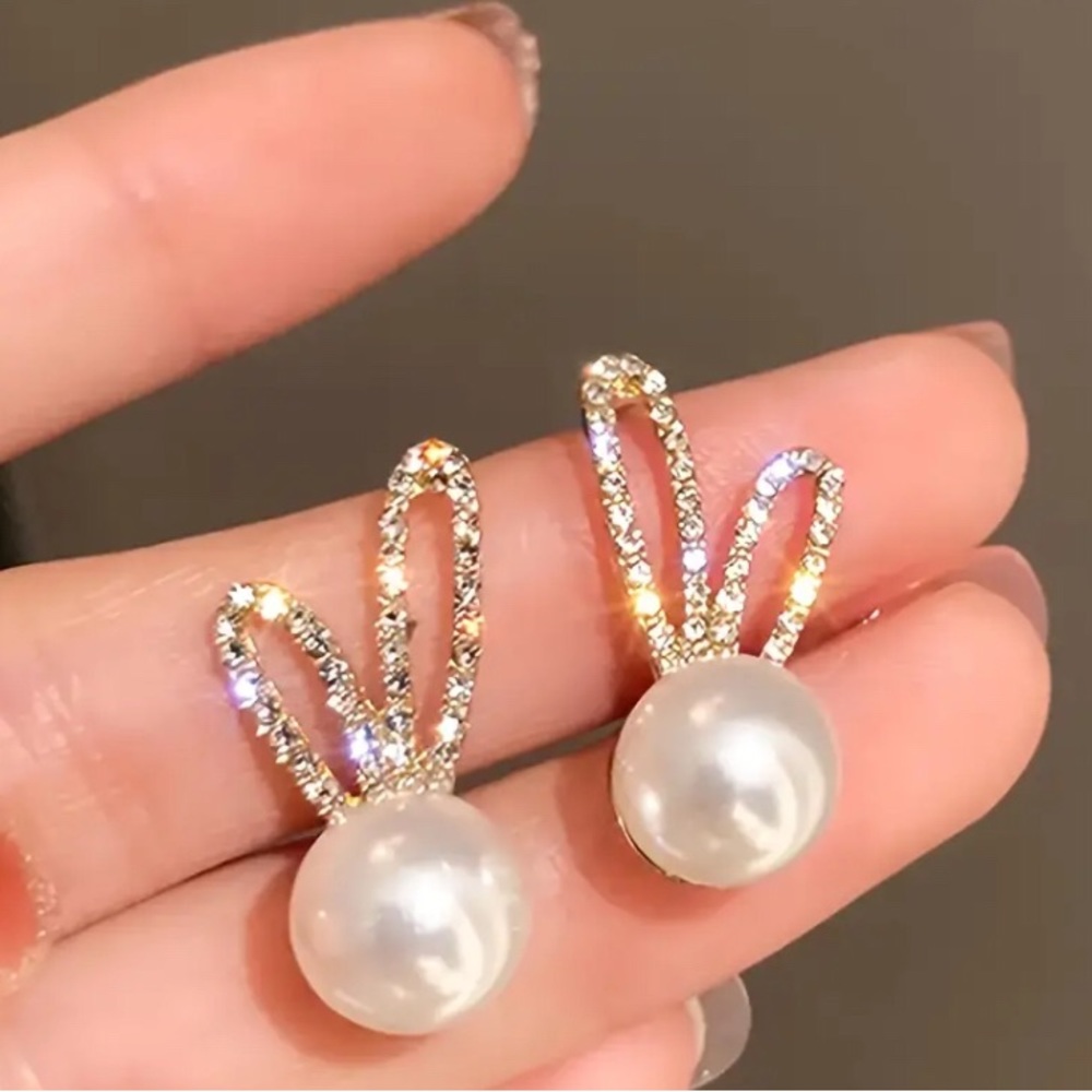 COPY - NWT RABBIT EARS FAUX PEARL EARRINGS